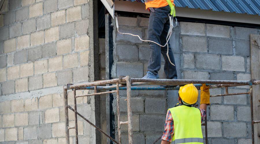 Expert Emergency Roof Repairs services in Meridian, CA